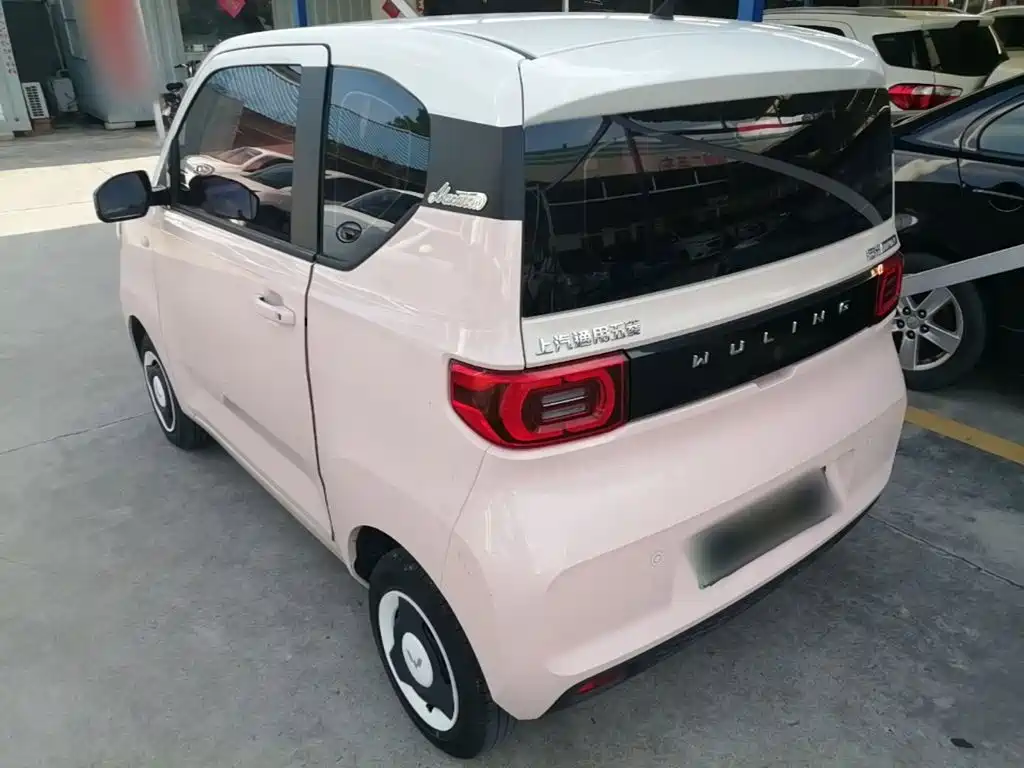 Wuling MINIEV — миниатюра 5