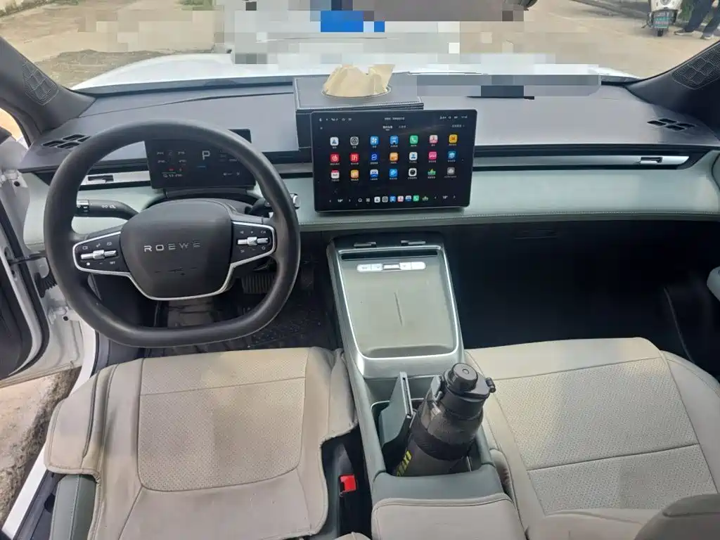 Roewe Young Wai D6 — миниатюра 6