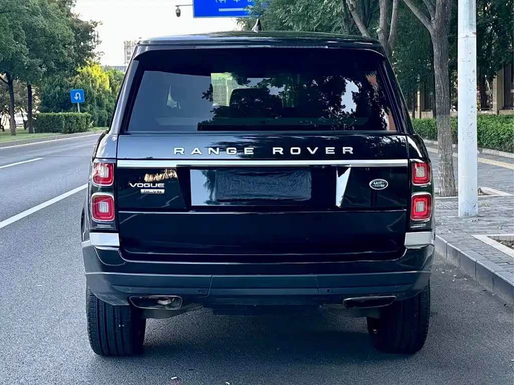 Land Rover Range Rover — миниатюра 4