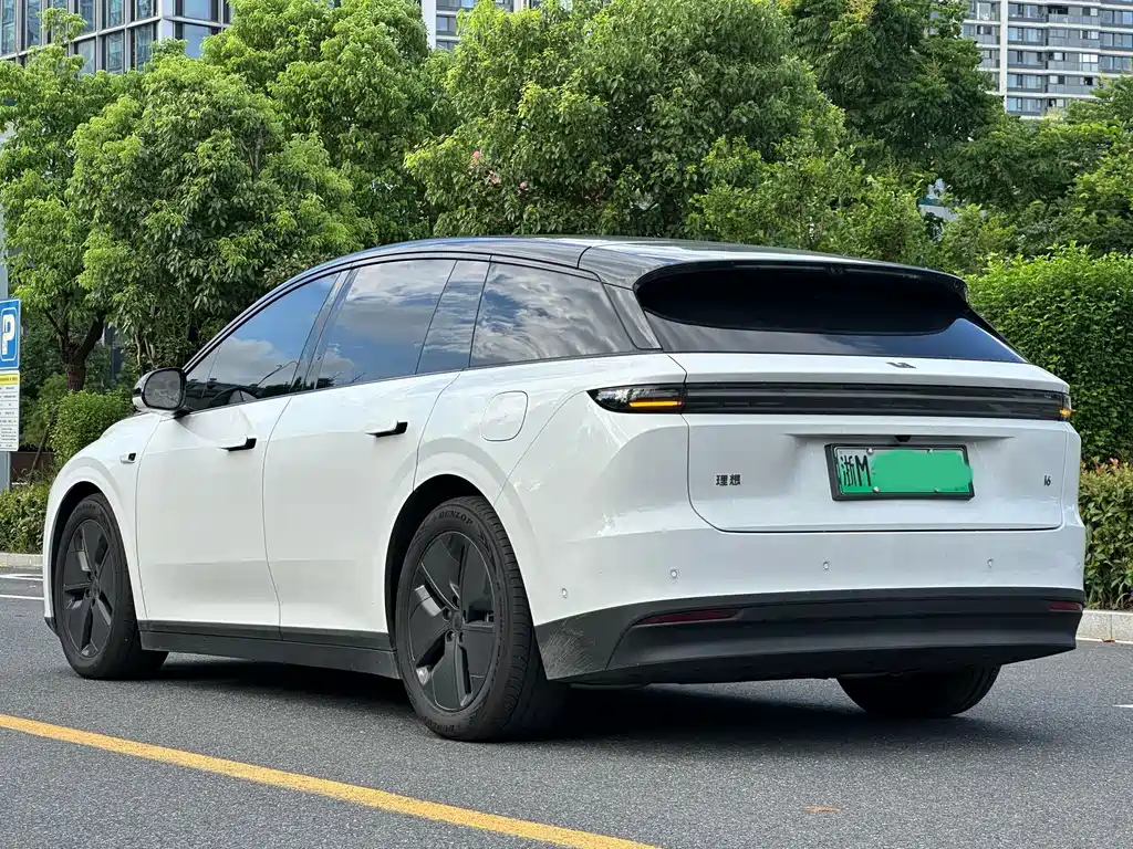 Li Auto Идеальный i6 — миниатюра 4