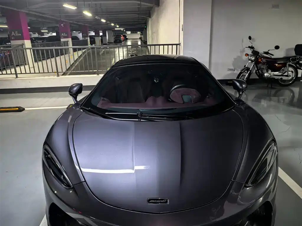 McLaren GT 2023 4.0T