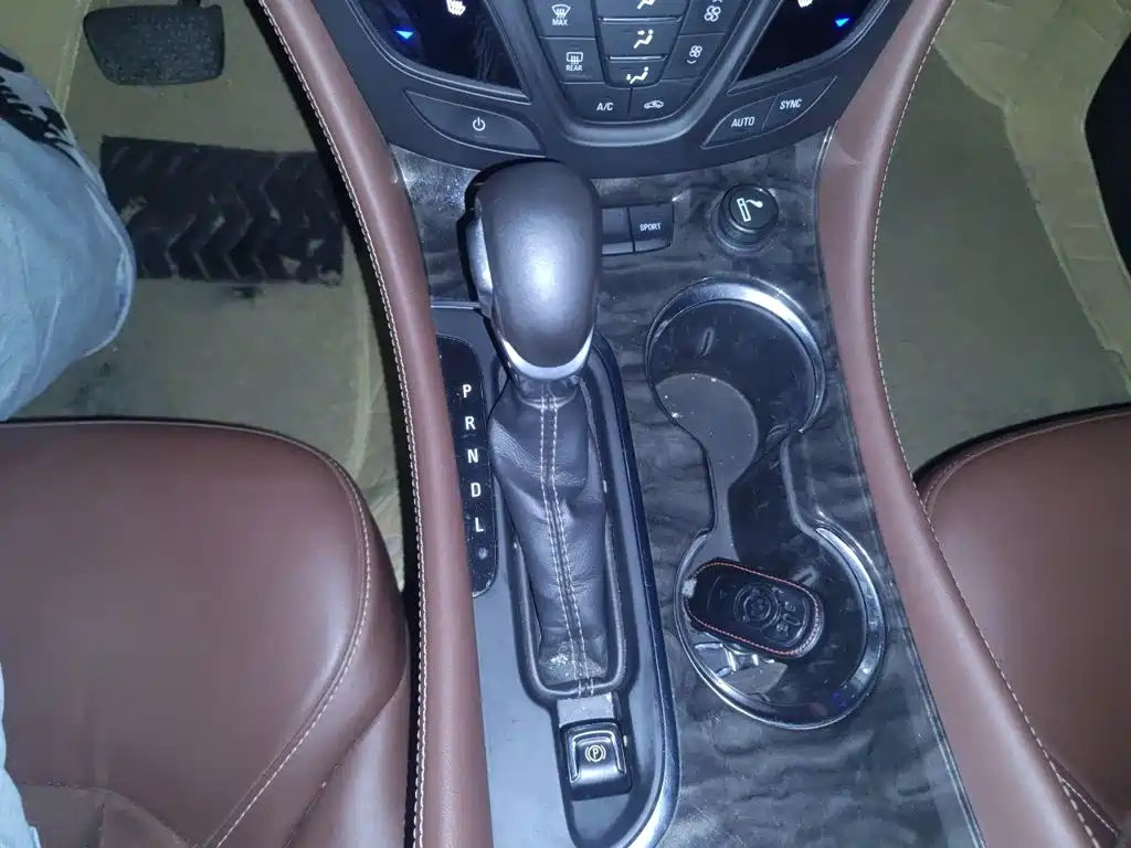 Buick Envision Plus — миниатюра 16