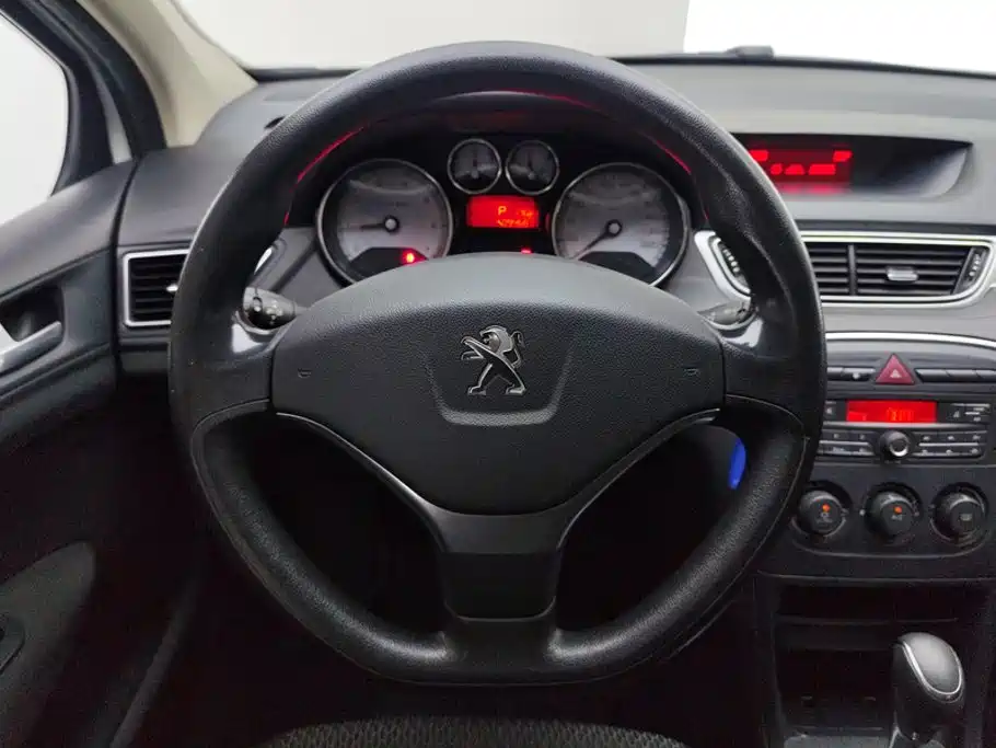 Peugeot 308 — миниатюра 15