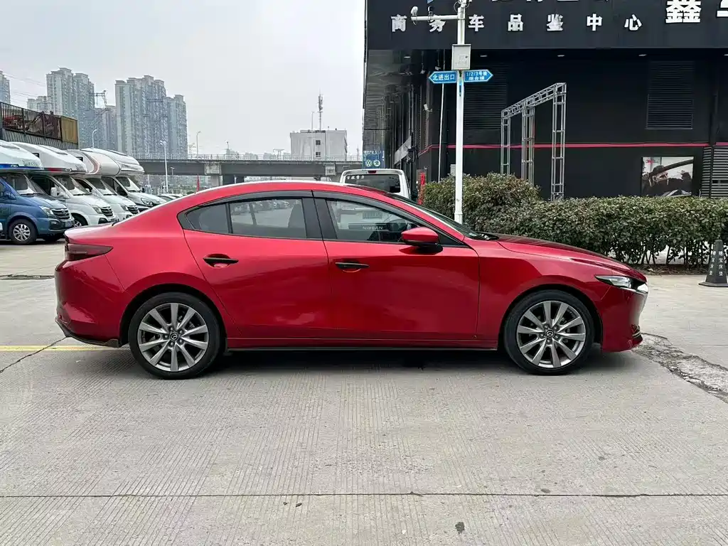 MAZDA 3 ANGKESAILA