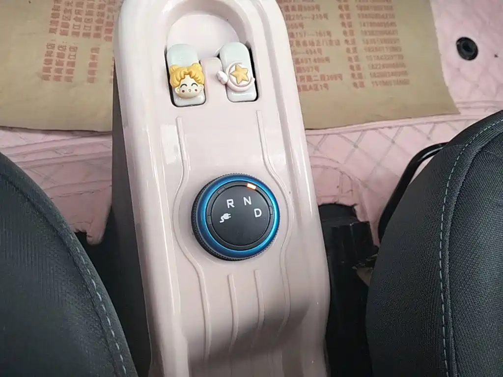 Wuling MINIEV — миниатюра 14