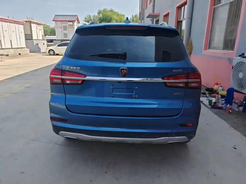 Roewe RX5 — миниатюра 6