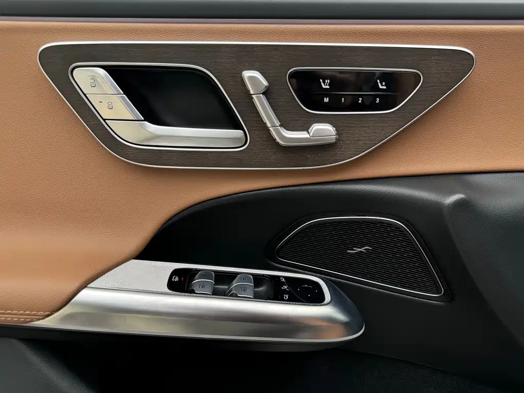 Mercedes-Benz E-Class E 2024 E 350 e L