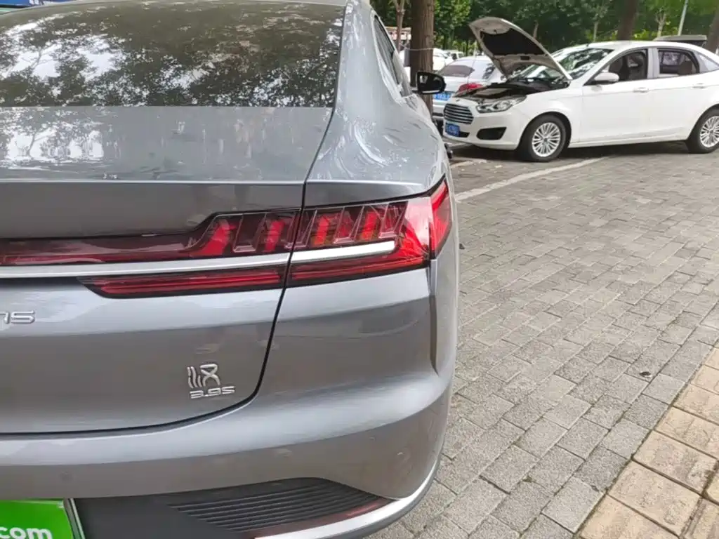 BYD Han — миниатюра 8