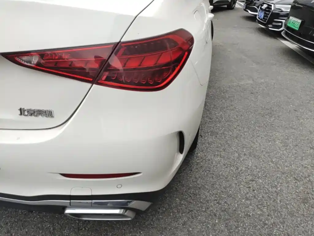 Mercedes-Benz C-Class — миниатюра 8