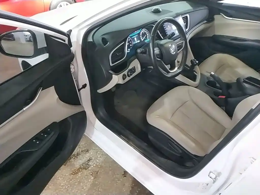 Buick Excelle — миниатюра 16