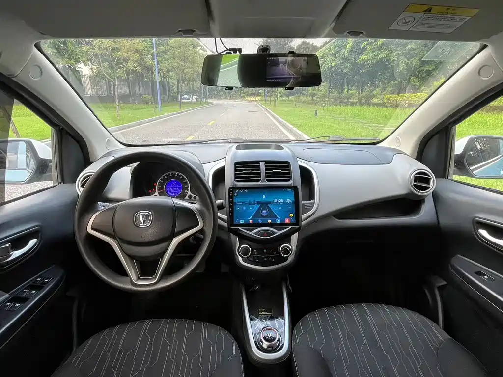Changan Benben E-Star — миниатюра 7