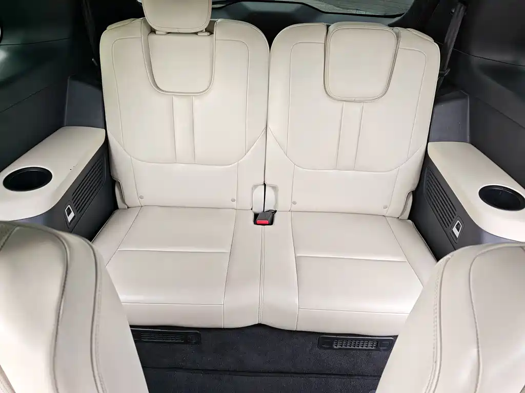 Li Auto ONE 2020 6 мест
