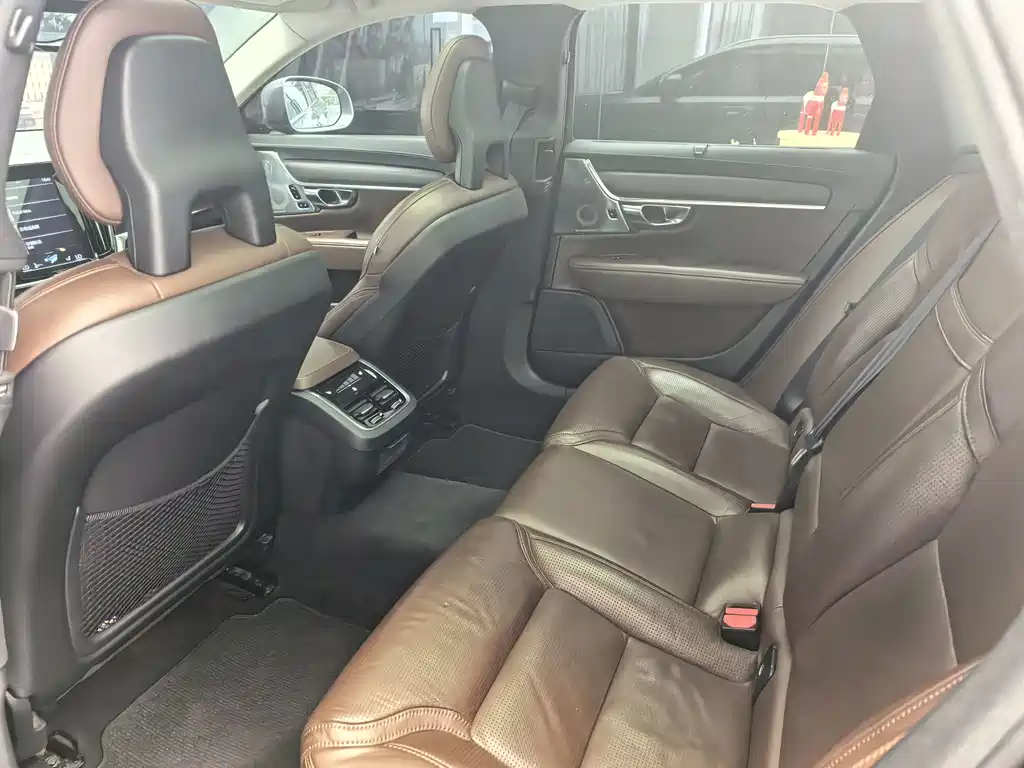 Volvo V90 2017 Cross Country T5 AWD