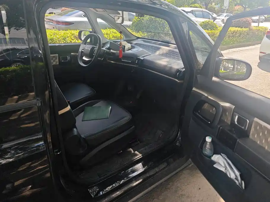 Baojun KiWi EV — миниатюра 8