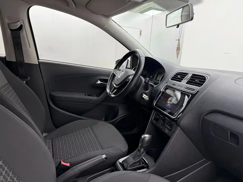 Volkswagen Polo — миниатюра 15