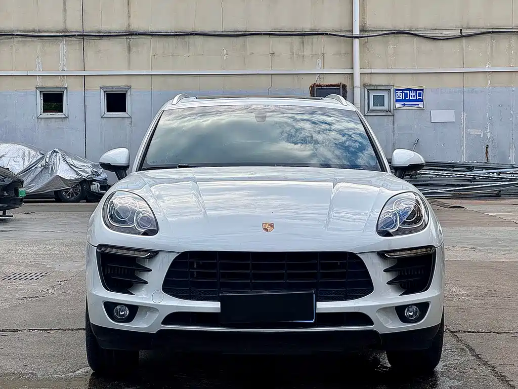 Porsche Macan — миниатюра 2