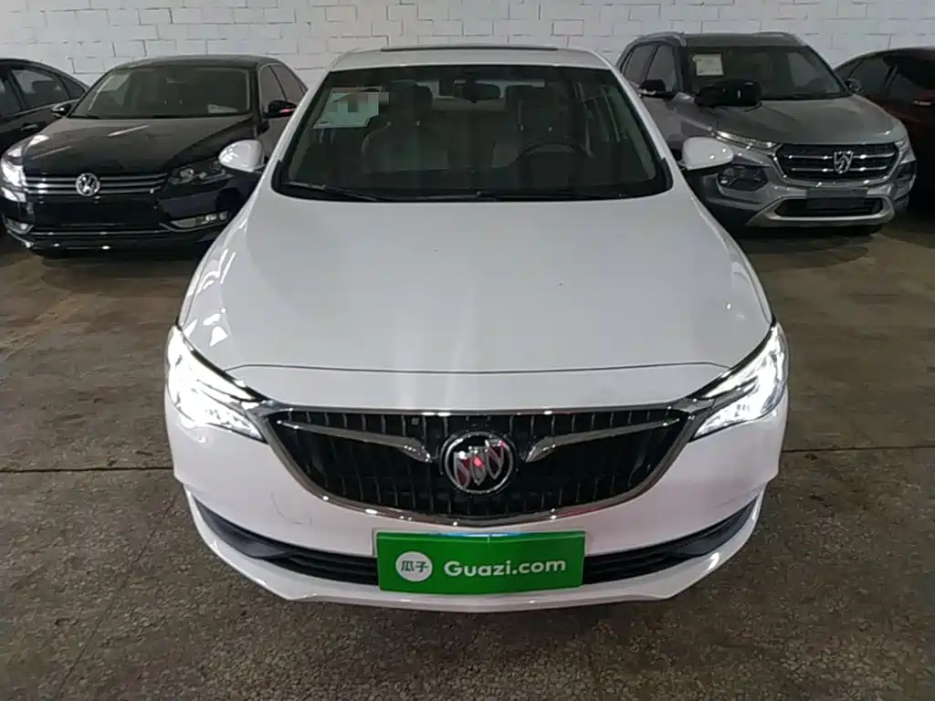 Buick Excelle — миниатюра 3