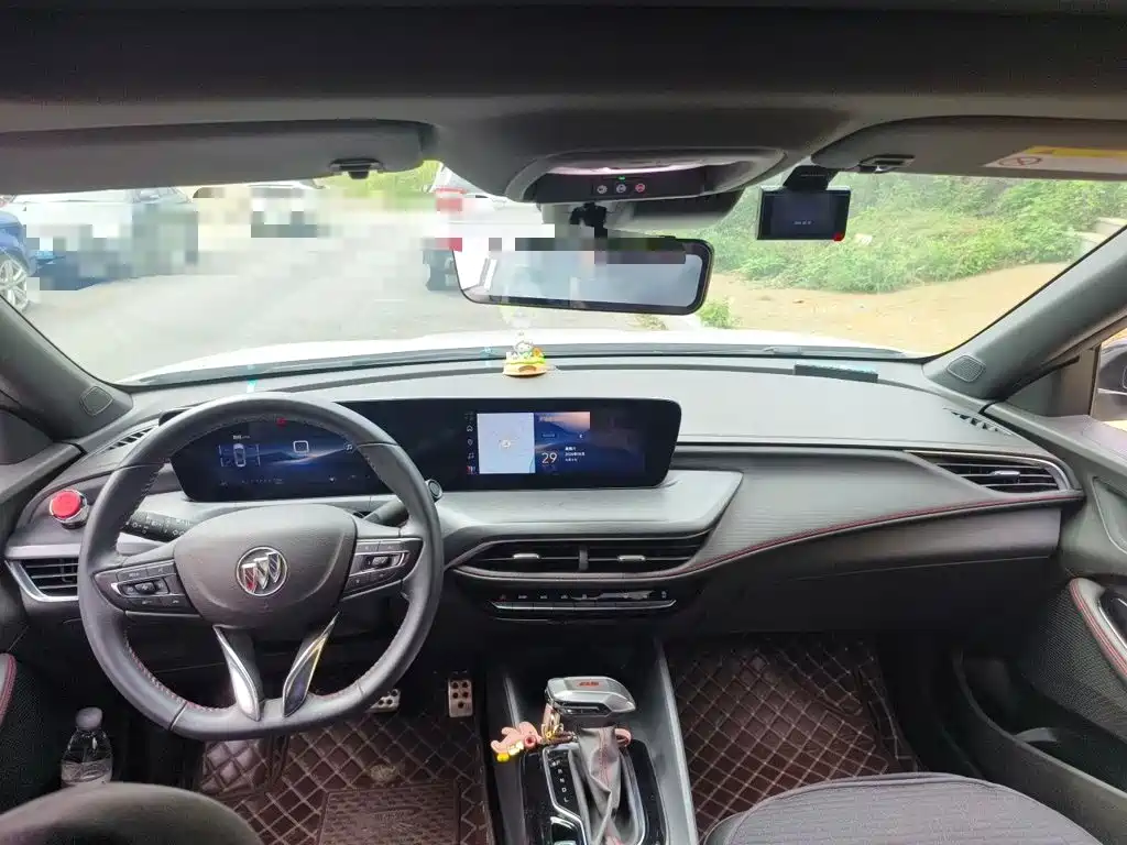 Buick Verano — миниатюра 10