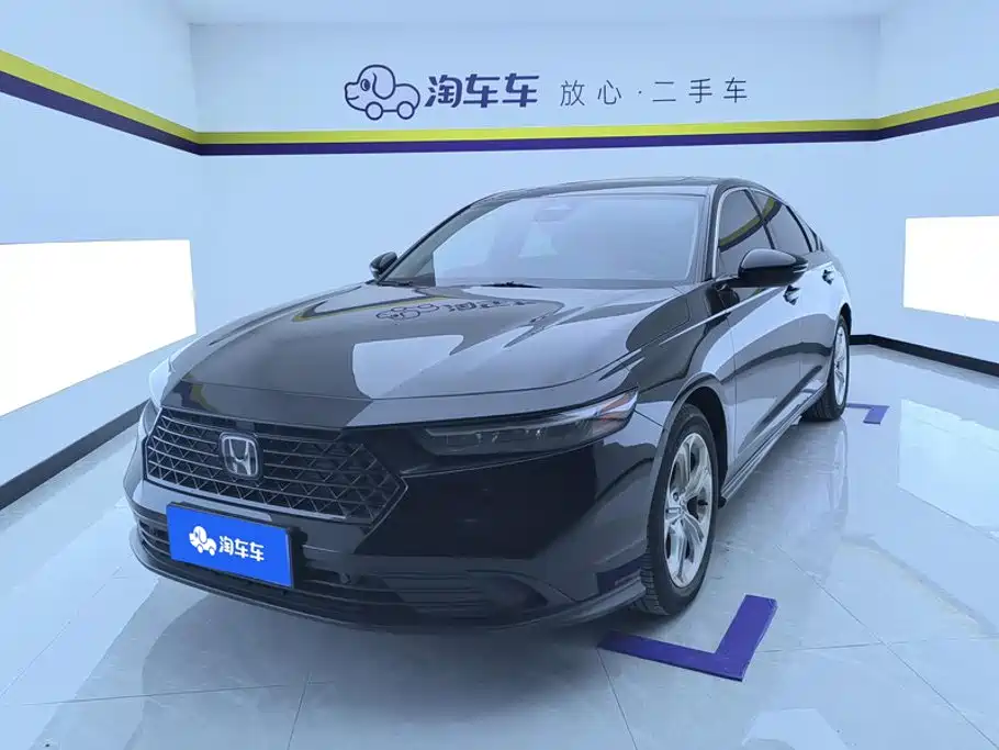雅阁 2024款 260TURBO 豪华版 2024