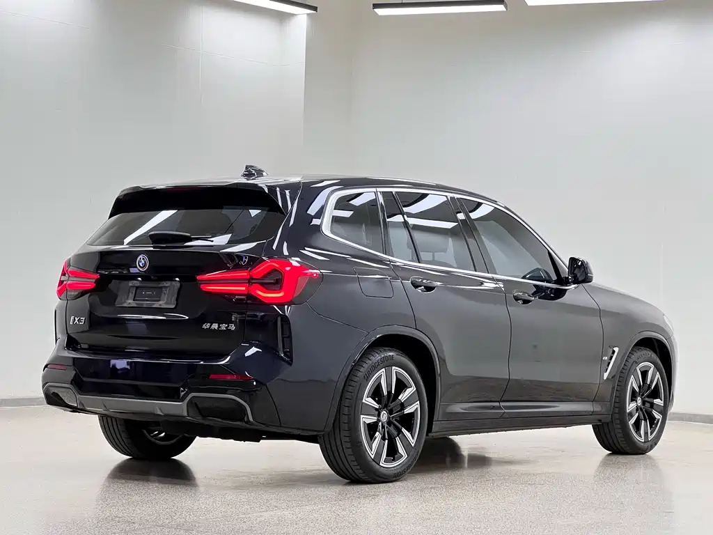 BMW iX3 — фотографии объявления, Фото 8