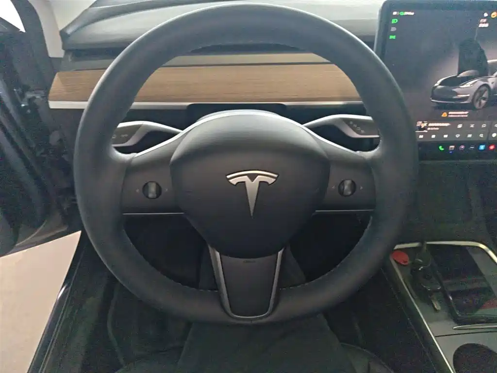 Tesla Model 3 — фотографии объявления, Фото 11