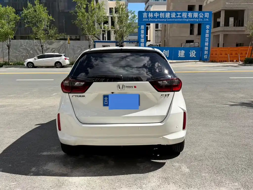 Honda Fit — миниатюра 6