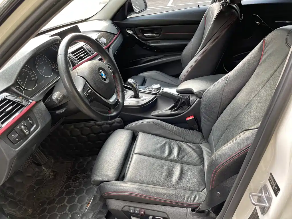 BMW 3 Series — миниатюра 4