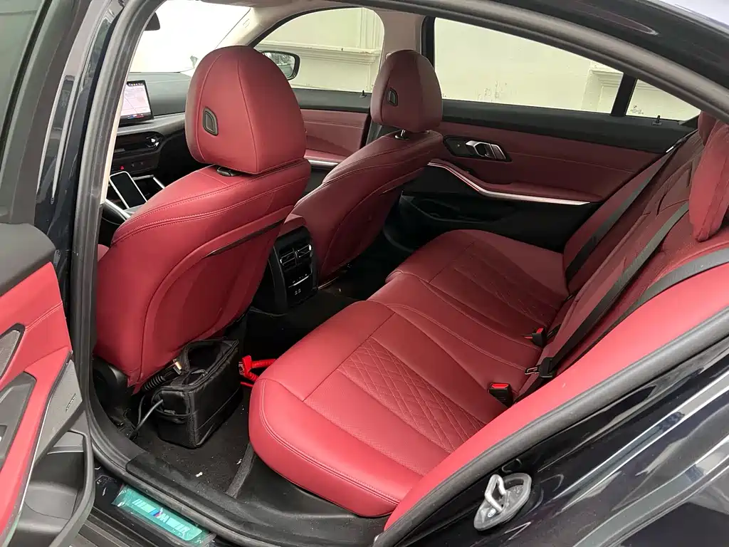 BMW 3 Series — миниатюра 5
