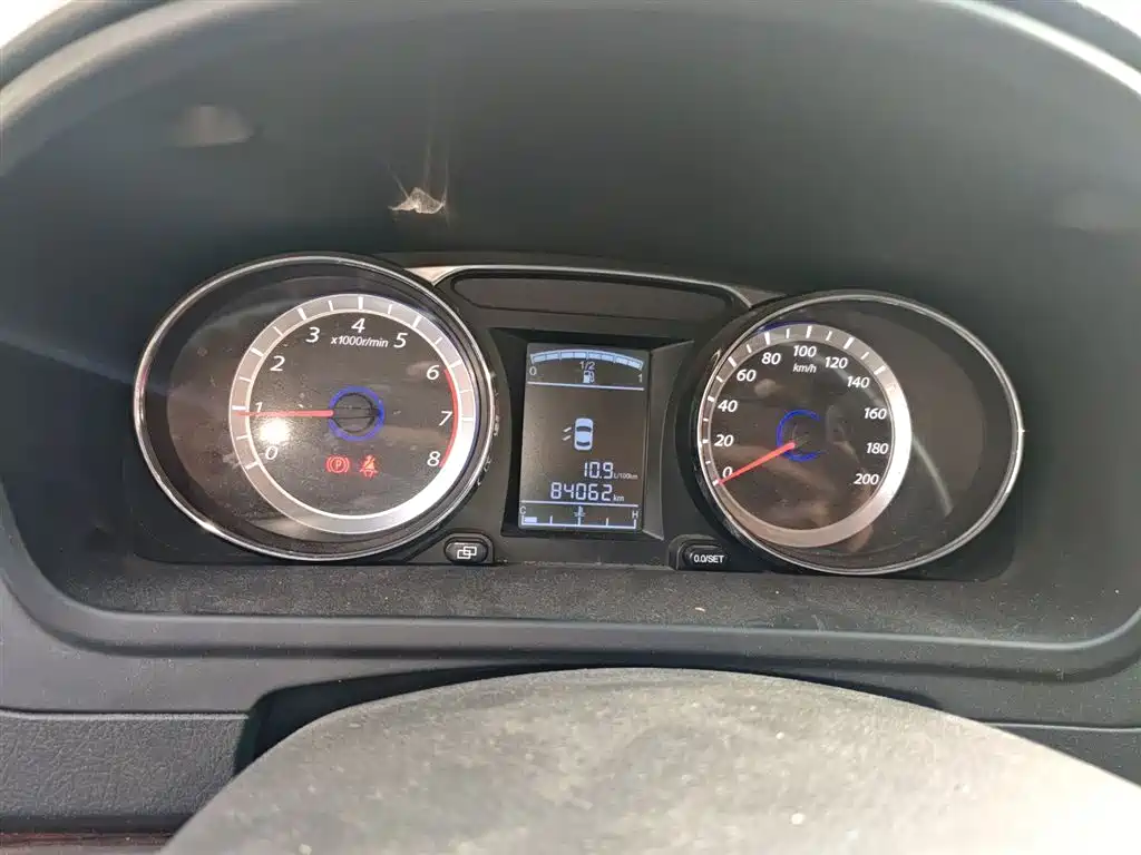 DONGFENG POPULAR CM7