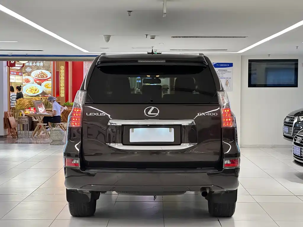 Lexus GX — миниатюра 6