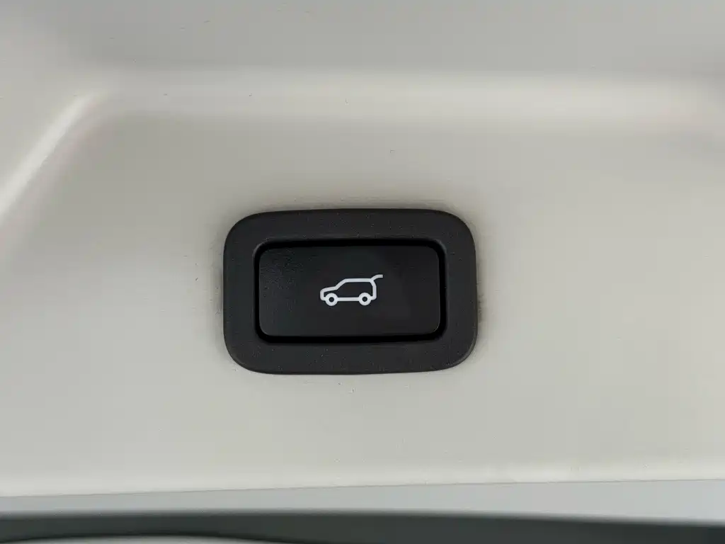Land Rover Range Rover — миниатюра 30