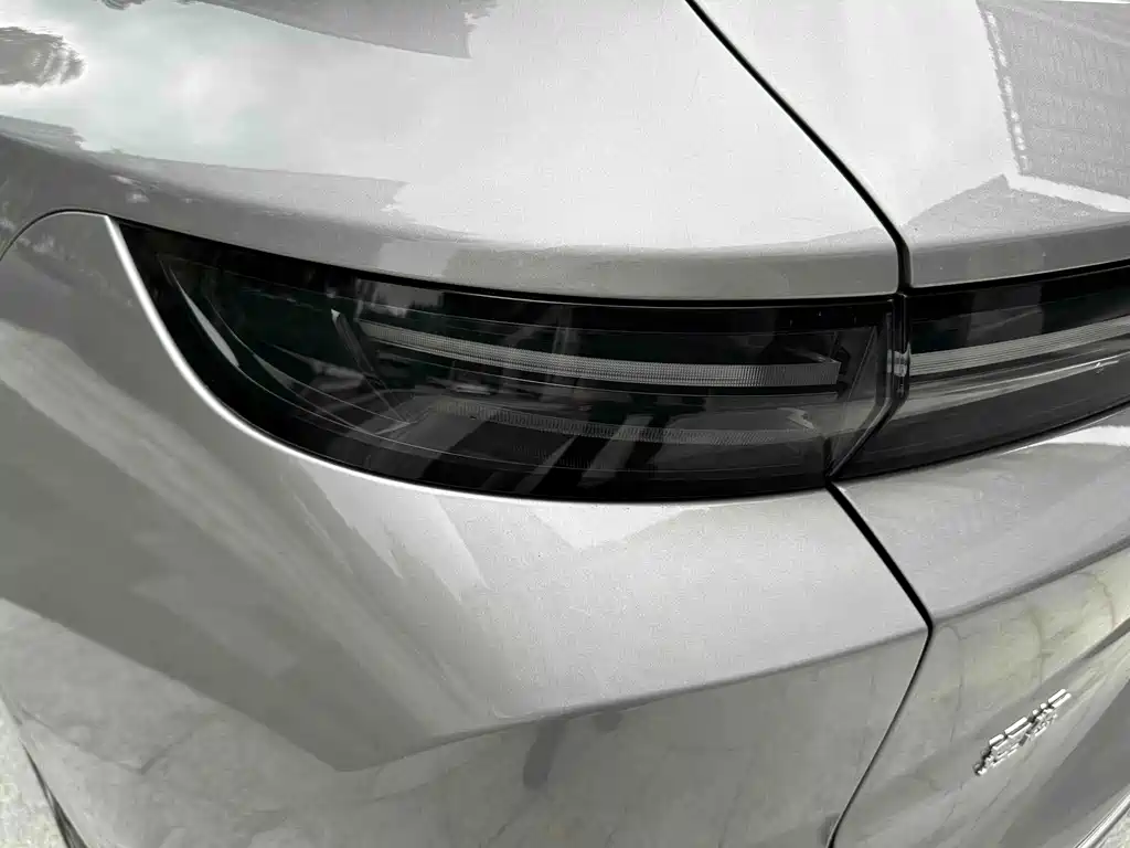 Li Auto Li L6 — миниатюра 9