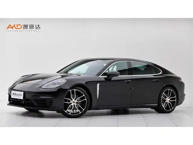 PORSCHE PANAMERA 2023