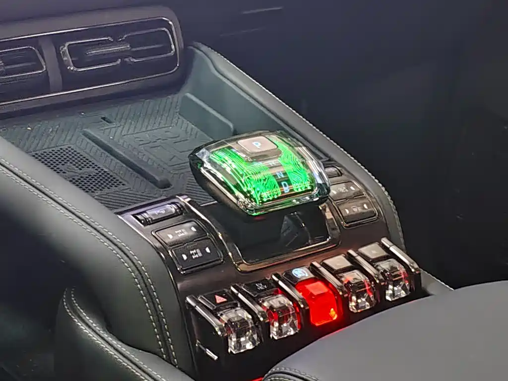 FANG CHENG BAO LEOPARD 5