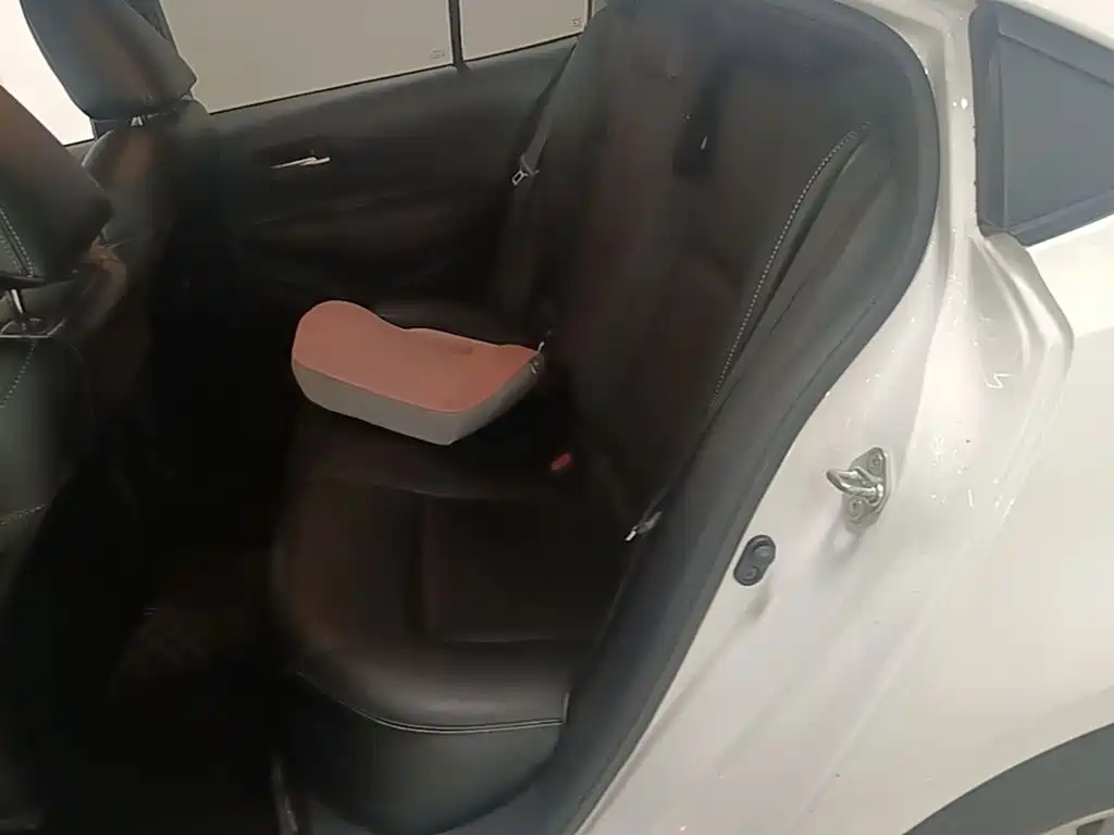 Toyota Corolla — миниатюра 17