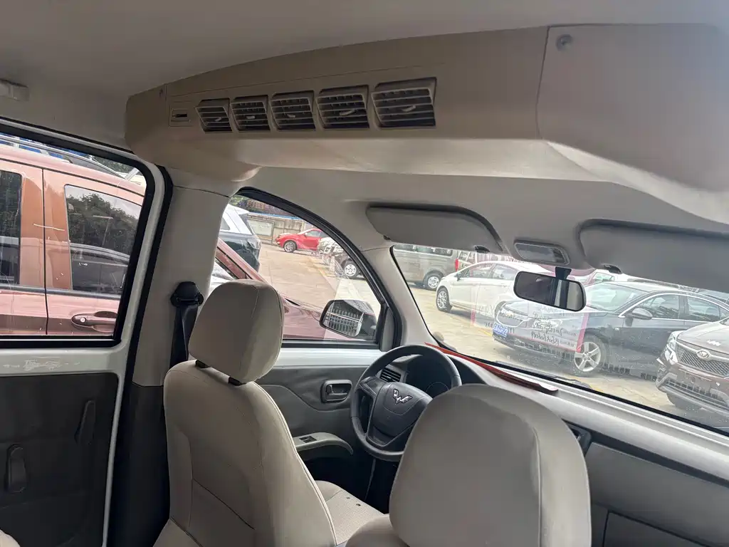 Wuling RongguangV V 2016 1.2L