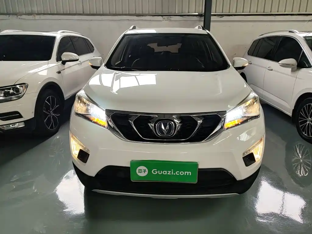 Changan CS15 — миниатюра 3
