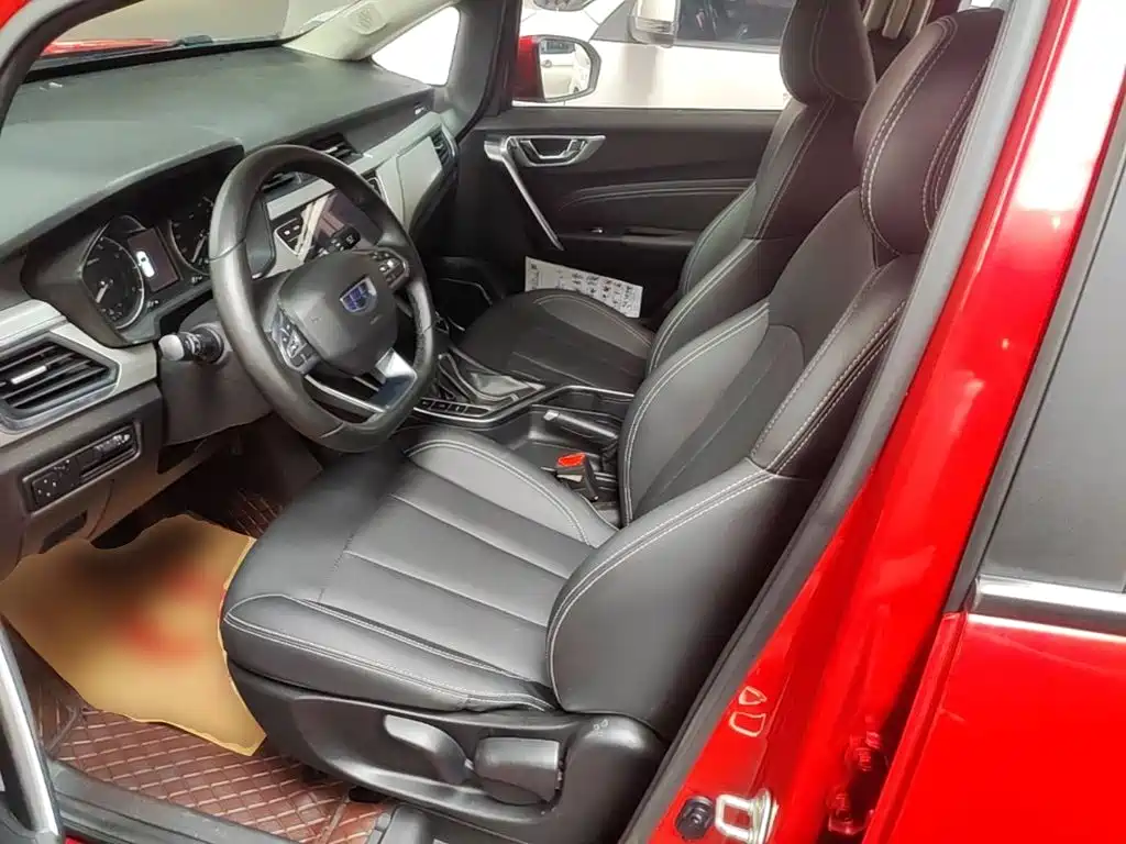 Geely Vision X3 — миниатюра 15