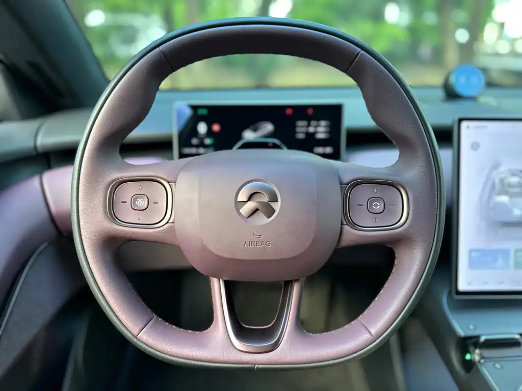 NIO ET5T — миниатюра 16