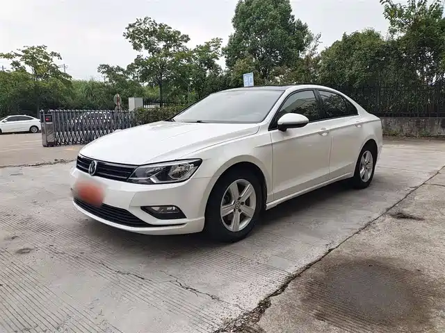 VOLKSWAGEN LINGDU 2018