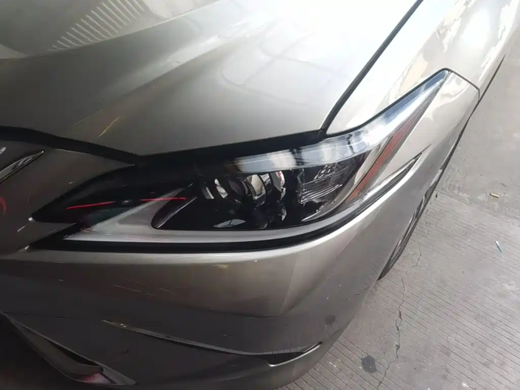 Lexus ES — миниатюра 24