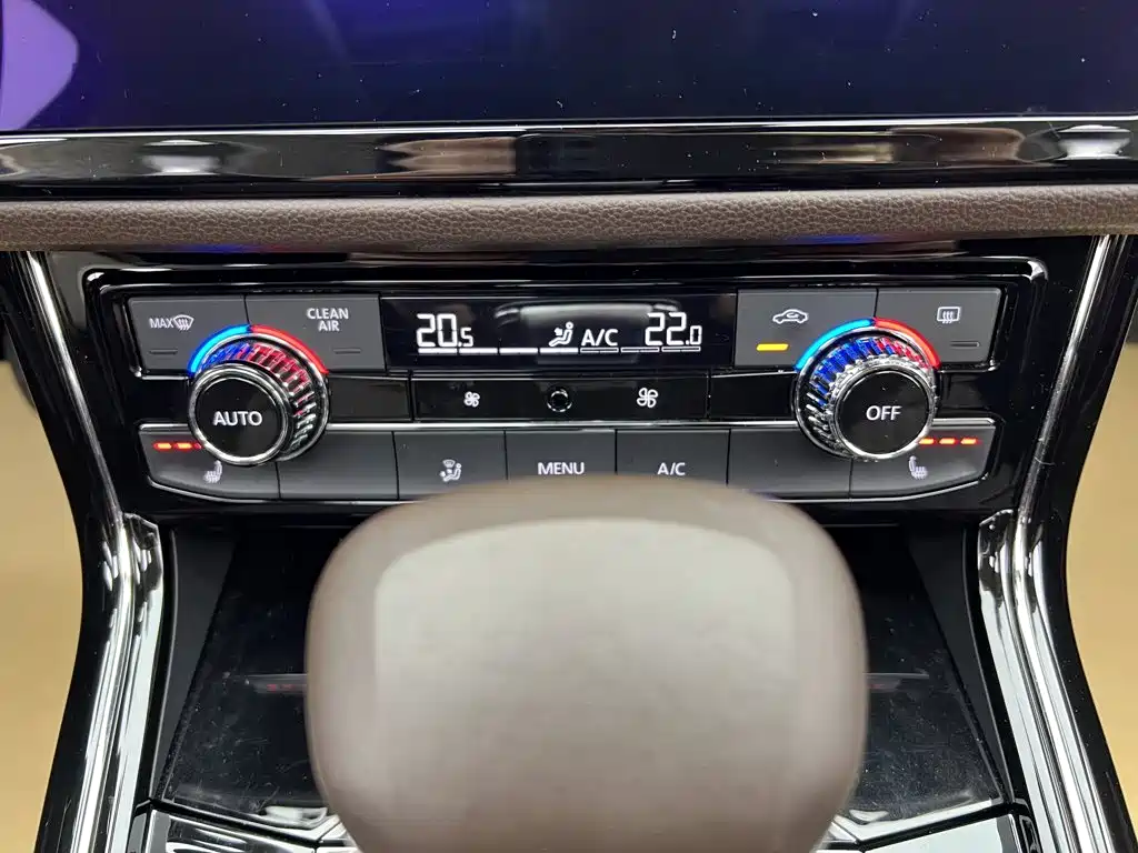 Volkswagen Phideon — миниатюра 24