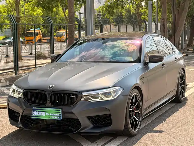 BMW M5
