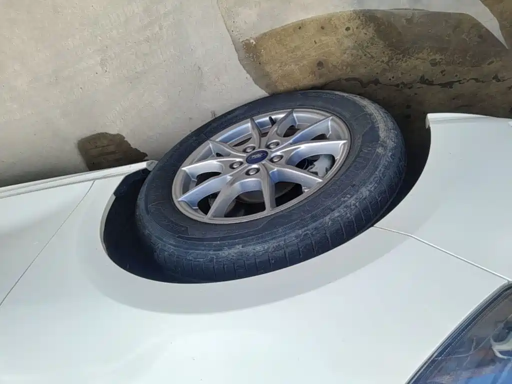 Ford Focus — миниатюра 23
