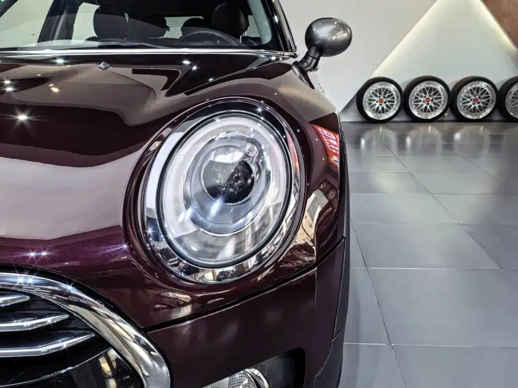 MINI Mini Clubman — миниатюра 19