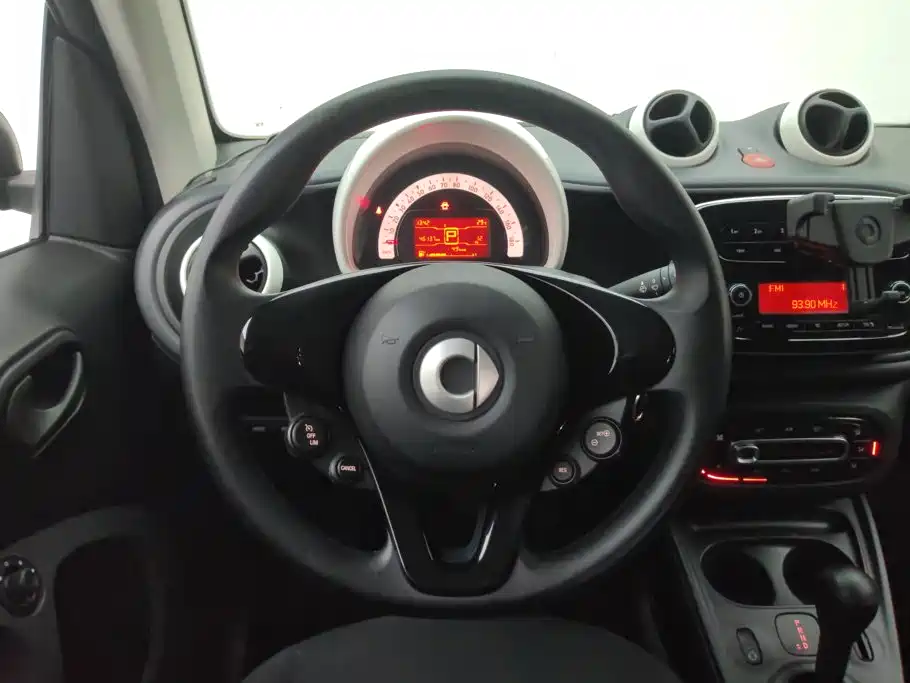 smart Smart Fortwo — миниатюра 15