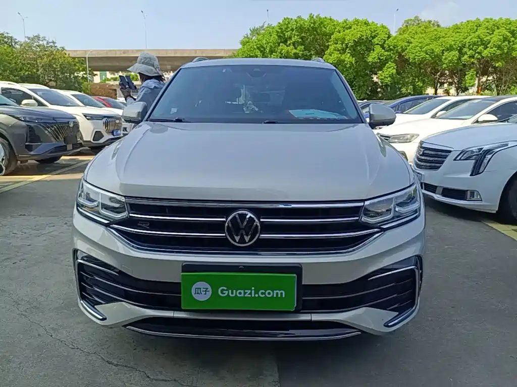 Volkswagen Tiguan L — миниатюра 3
