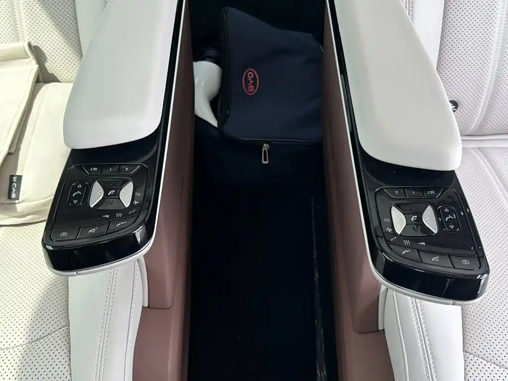 BYD Xia — миниатюра 17
