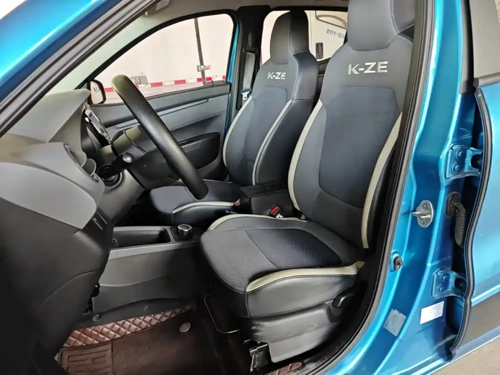 Renault City K-ZE — миниатюра 15