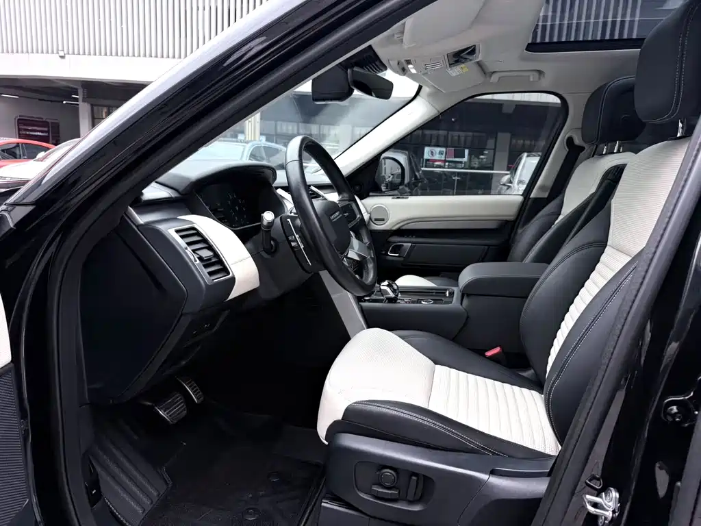Land Rover Discovery — миниатюра 4